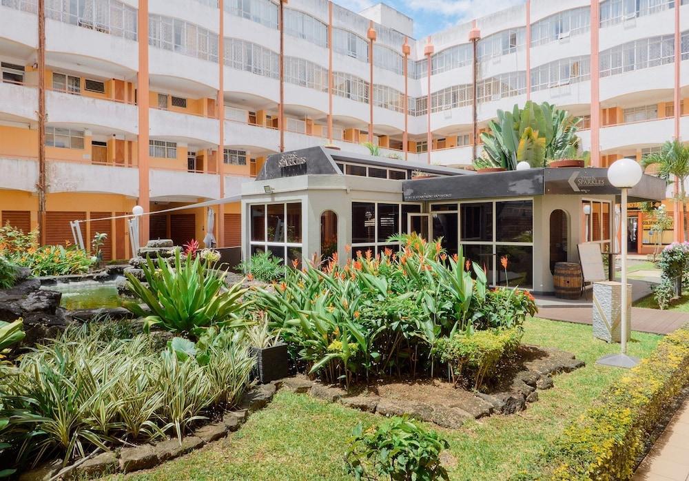 Gold Crest Hotel Quatre Bornes Exterior foto