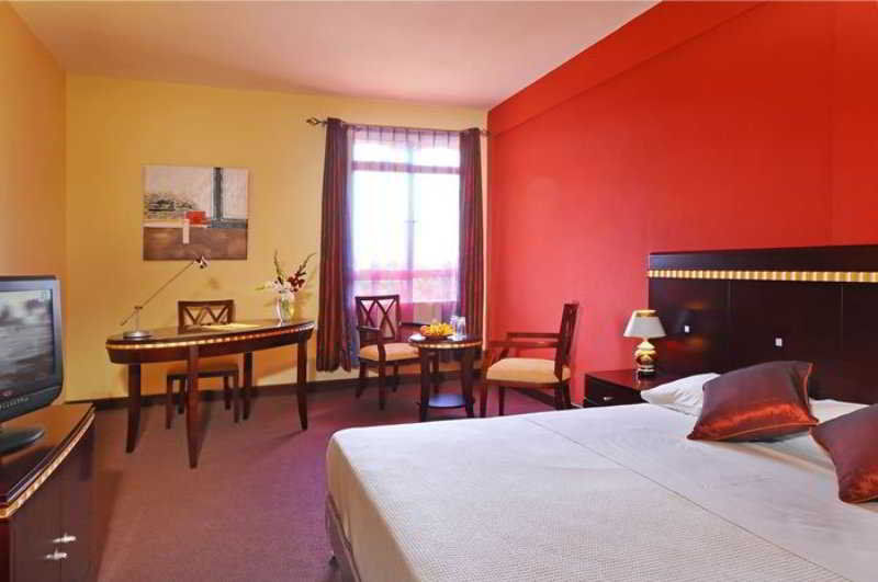 Gold Crest Hotel Quatre Bornes Exterior foto